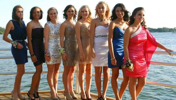 Last year at Jesuit Homecoming, this group of girls showed a variety of different styles of beautitful homecoming dresses. 