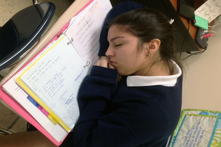 With heavy eyelids and strong headaches, students find it hard to keep themselves awake in first set.