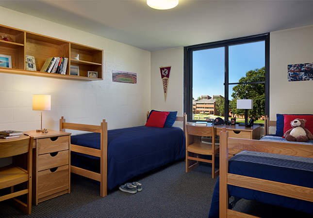 Getting ready to move in to your new dorm room will be stressful enough. Make sure to follow these tips for an easier transition into college. 