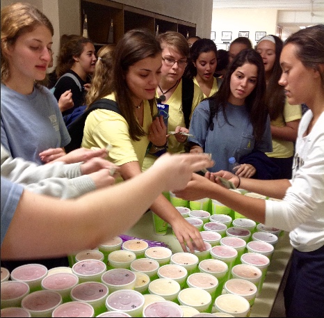 Senior Ciara Chappell sells smoothies to the frenzied crowd. 