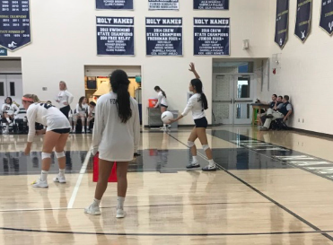 Gillian Garcia serving during the first set against Tampa Prep. Photo Credit: Gabi Jordan/ Achona Online 