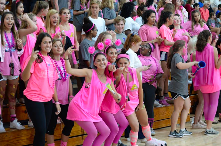 Spike and Splash is an annual AHN event that raises money for breast cancer awareness month.(Photo Credit: Mia Lopez/ achona online) 