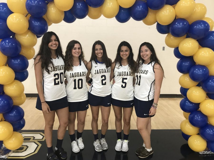 This senior class will be the first group of seniors to have been on the varsity team for 4 years since it is inaugural season. (Photo Credit: Mia Lopez/ 
Achona Online)