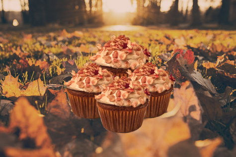 With September 22 marking the beginning of autumn, apple cider cupcakes (as well as other fall favorites) are a great way to ring in the new season. 
