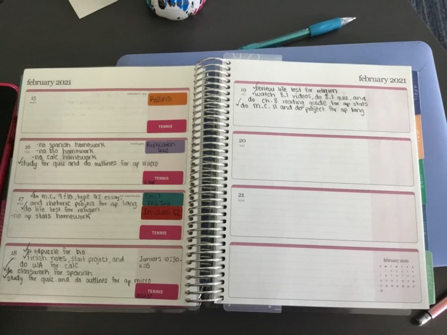 Rhyan Tappan (21) uses a physical planner to organize her week.