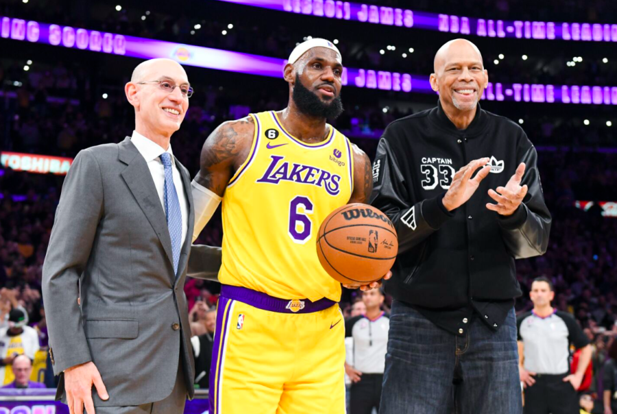 Lakers+star+LeBron+James+is+flanked+by+NBA+Commissioner+Adam+Silver%2C+left%2C+and+Lakers+legend+Kareem+Abdul-Jabbar+after+becoming+the+NBA%E2%80%99s+all-time+leading+scorer+Tuesday+night%28Photo+Credit%3A+Wally+Skalij+%2FLos+Angeles+Times%29%0A