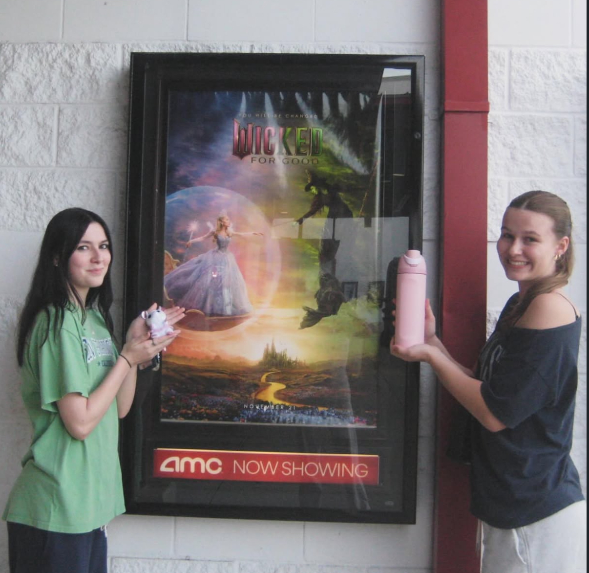Gigi Luke ('27) and Layla Evans ('26) at "Wicked: For Good"