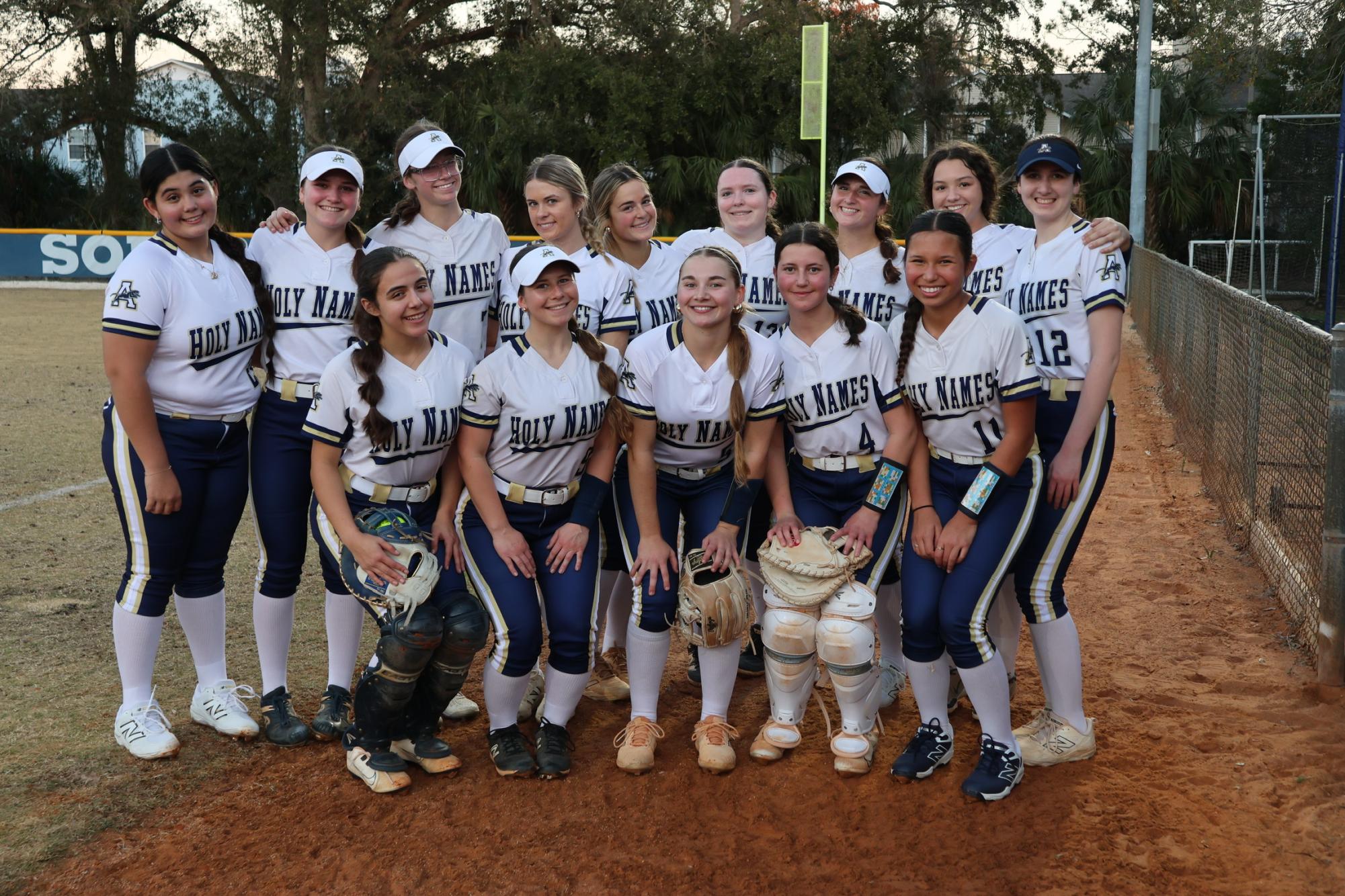 The 2026 softball team!